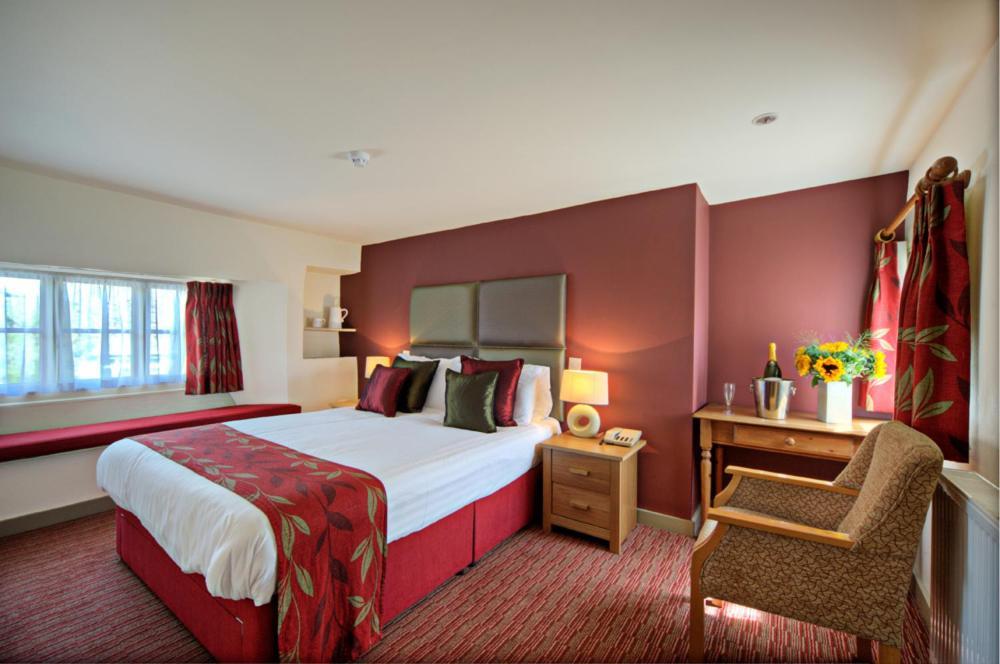 The Deddington Arms Hotel Banbury Room photo